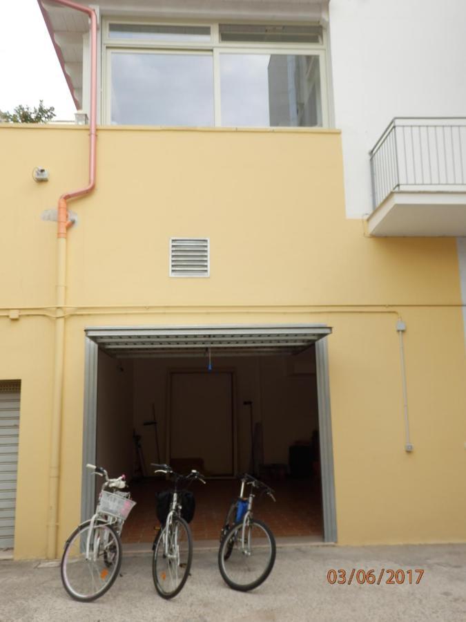Vila Casa Lauretta - Terrazza - Garage Wifi E Bici Gratuite Lecce Exteriér fotografie